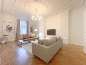 Large & Modern 4 Bedroom Flat, Copenhagen